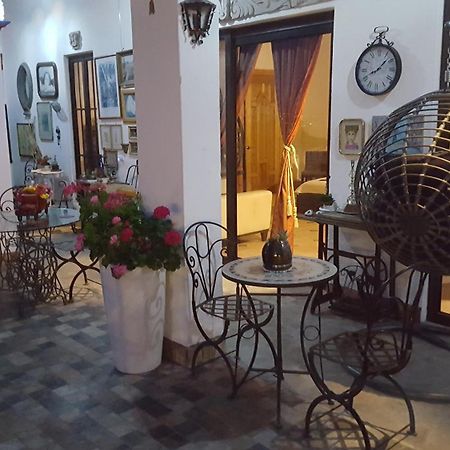 Santa Rosa de Jauregui La Casona Azul Bed N Breakfast מראה חיצוני תמונה